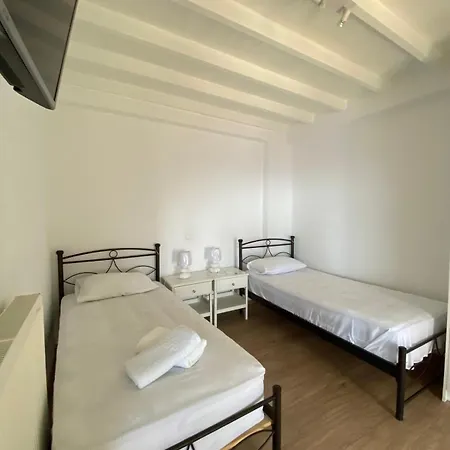 Ferienhaus Theo1 *